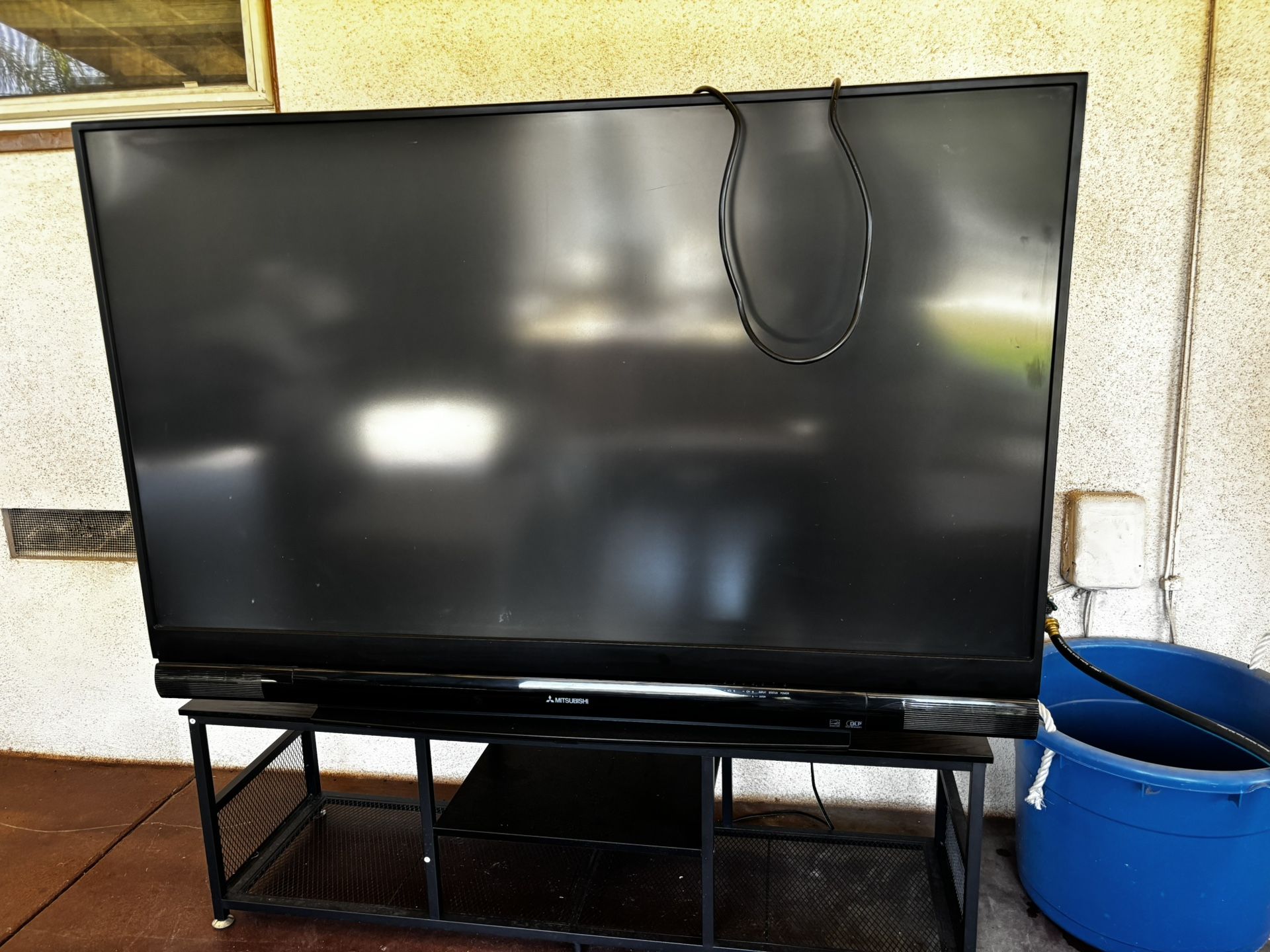 Mitsubishi Tv