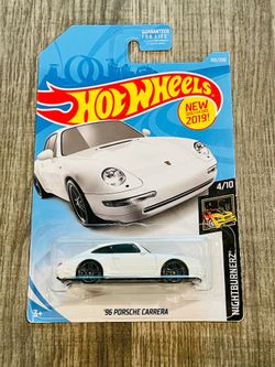 Hot Wheels “Nightburnerz” Series ‘96 Porsche Carrera (White)