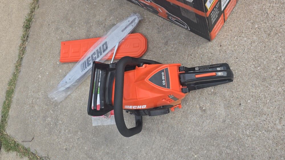 Echó Cs Chainsaw 3510 Inch 16 New $170 Nueva Trabajando Bien $170