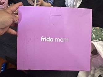 Frida Mom