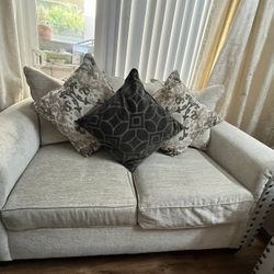 Sofa Set In Good Condition 