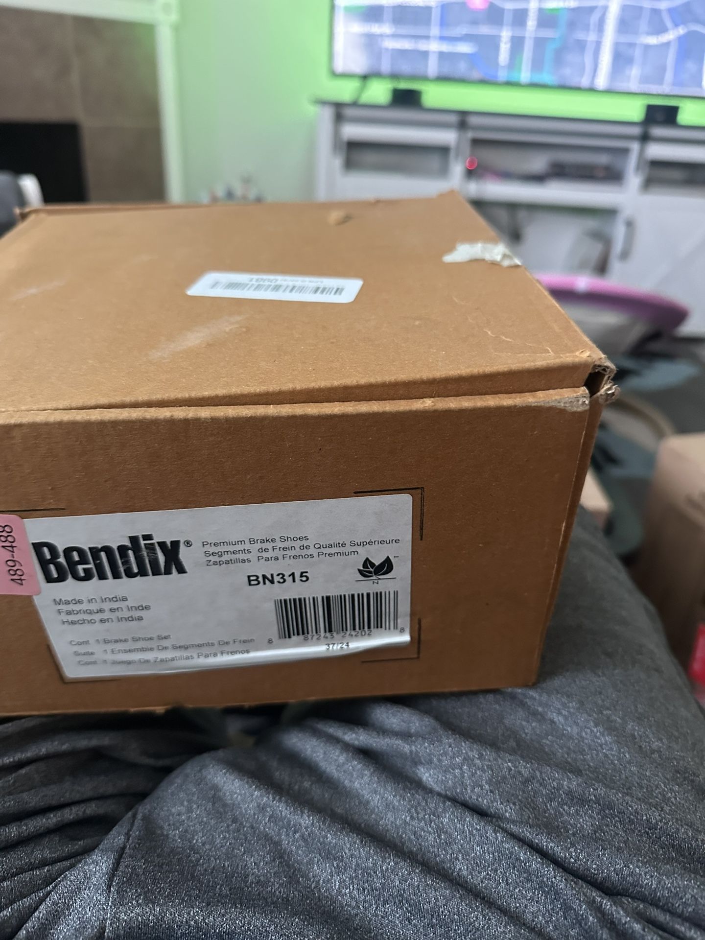 Bendix Premium 315 Rear Brake Shoe for Select Models Porsche 924, Volkswagen Beetle, Beetle, Brasilia, Karmann Ghia, Sedan, Super Beetle, Thing