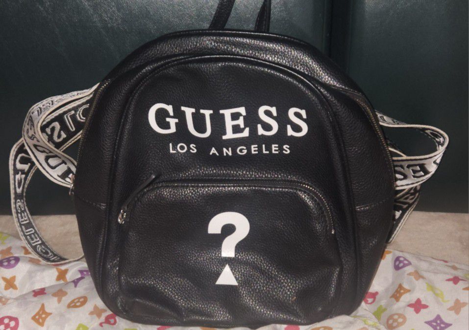 Guess | Black Soft Pebbled Faux Leather with contrast white logo Elegant Style