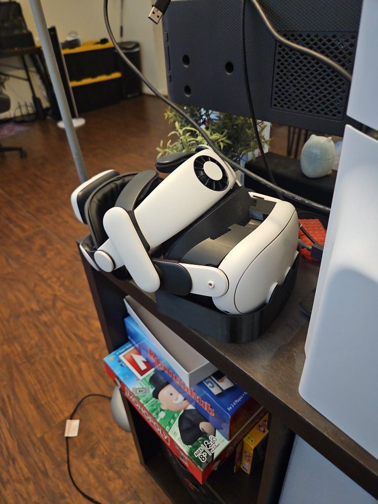Oculus Meta Quest 3 With Bobovr