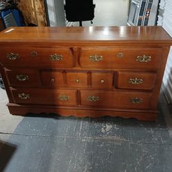 Queen Size Bedroom Set