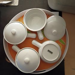 Soup bowls