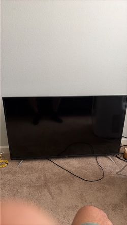 48” TCL Roku TV