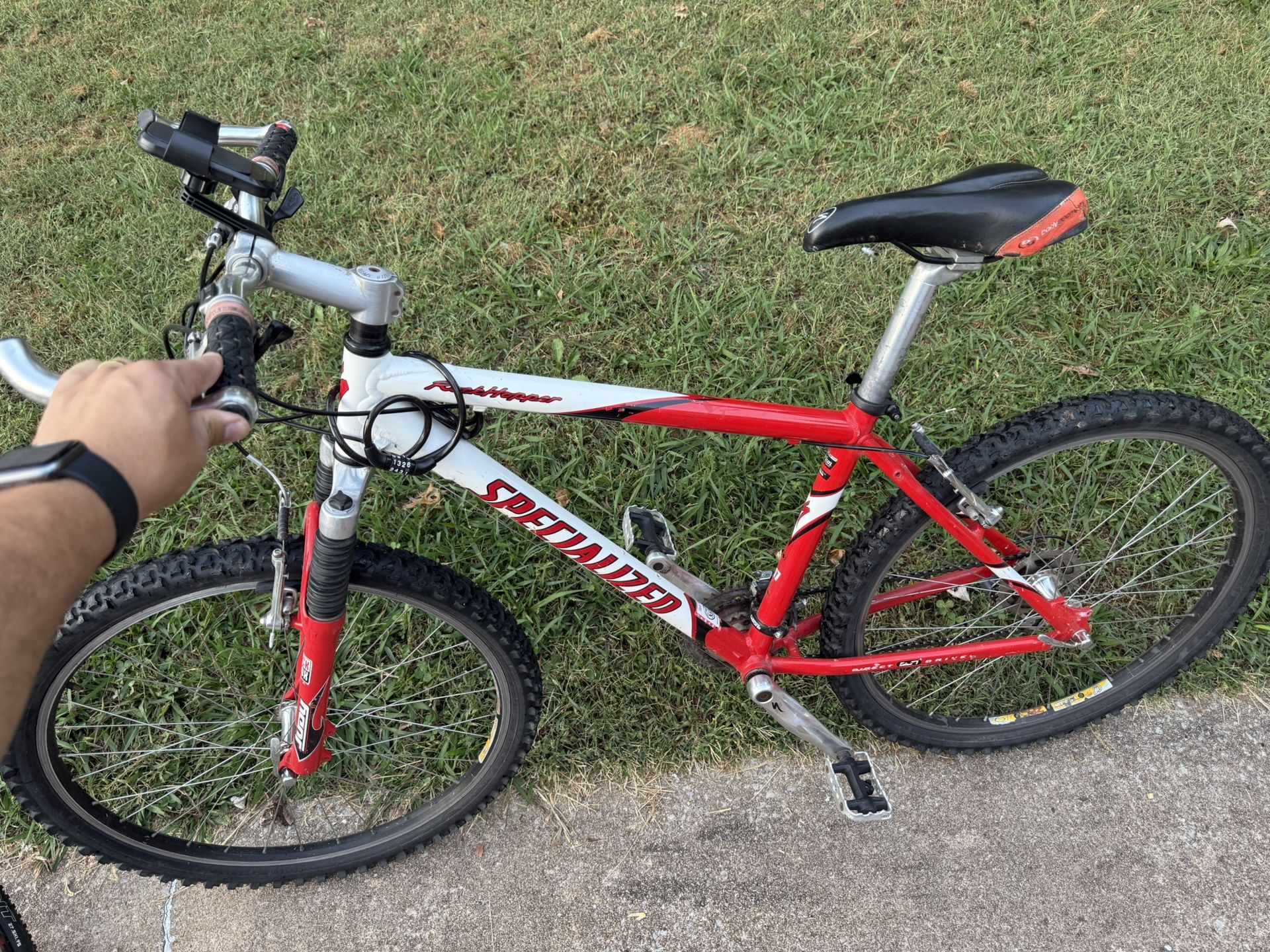 Specialized Rockhopper mountain bike