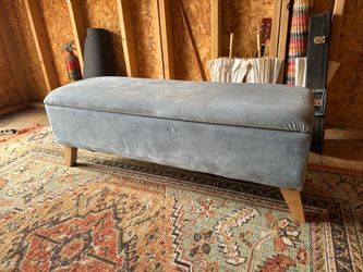 Mid-Century Storage Ottoman / Bench – $25 OBO