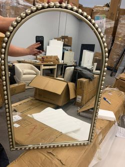 Arched Wall Mirror with Beaded Frame