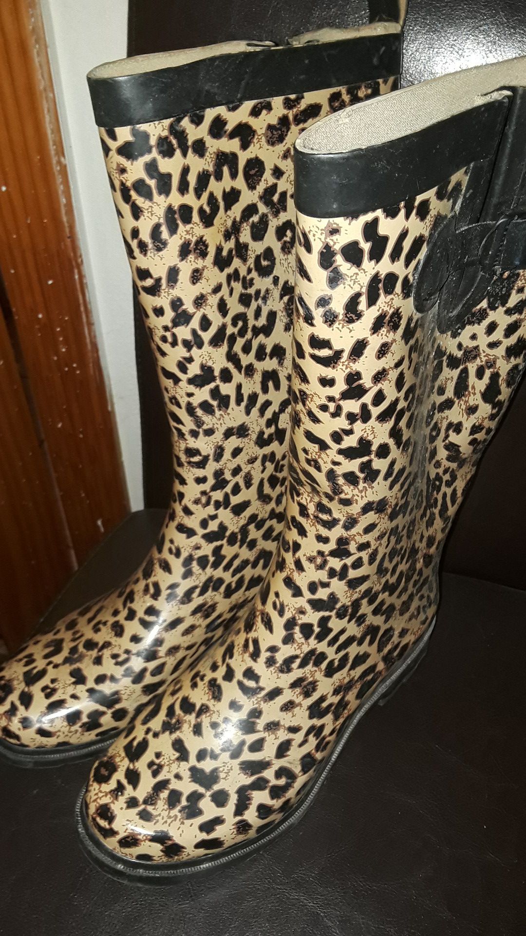 Size 8 tain boots