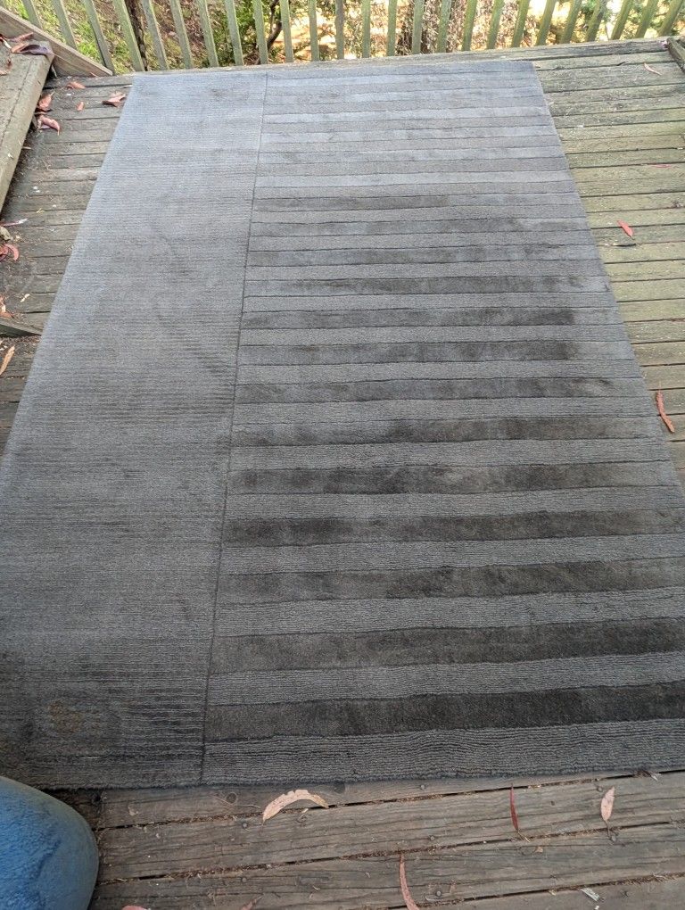 100% Wool Pile Rug, Gray Stripes 6'6" x 9'10"