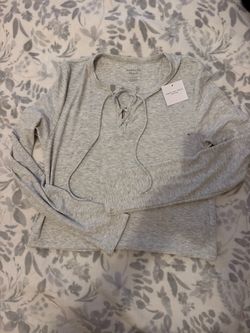 American Eagle Long Sleeve Shirt