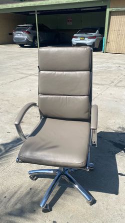 grey leather office chair (new)