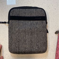 Hurley Tablet Case/Zipper Pouch