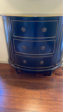 Ethan Allen Stratton Chest