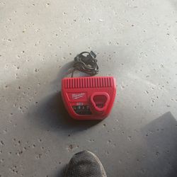 Milwaukee 12 Volt Charger