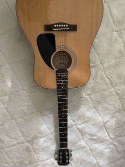 Acoustic Guitar With Case And Stand