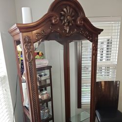 Display Cabinet 