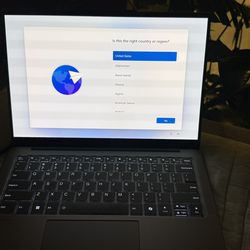 Lenovo Slim 7 14IMH9 OLED