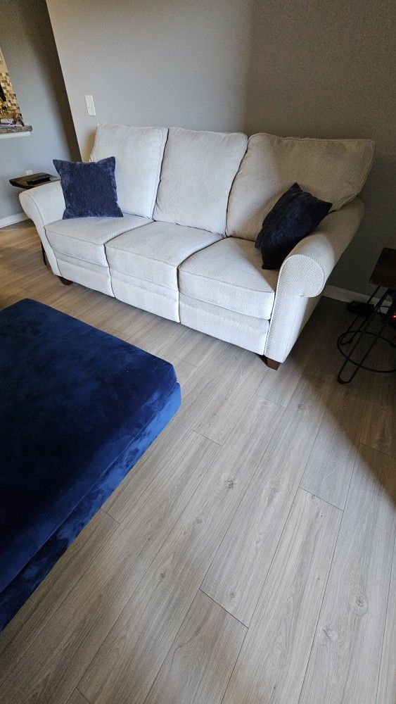 Electric Sofa LayZboy