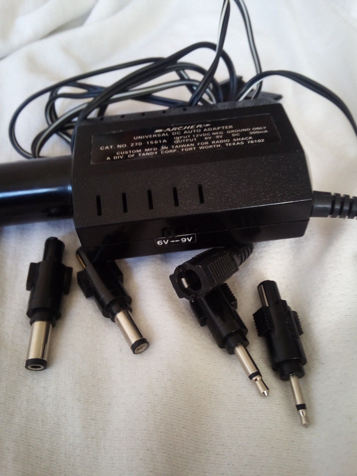 Archer universal dc adapter