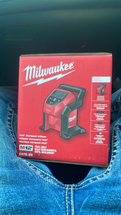 Milwaukee M12™ Compact Inflator