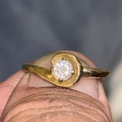 14k Diamond Single Stone Ring