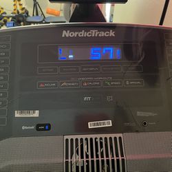 Norditrack Treadmill C960 
