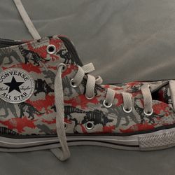 Boys Dinosaur Converse, Size 4