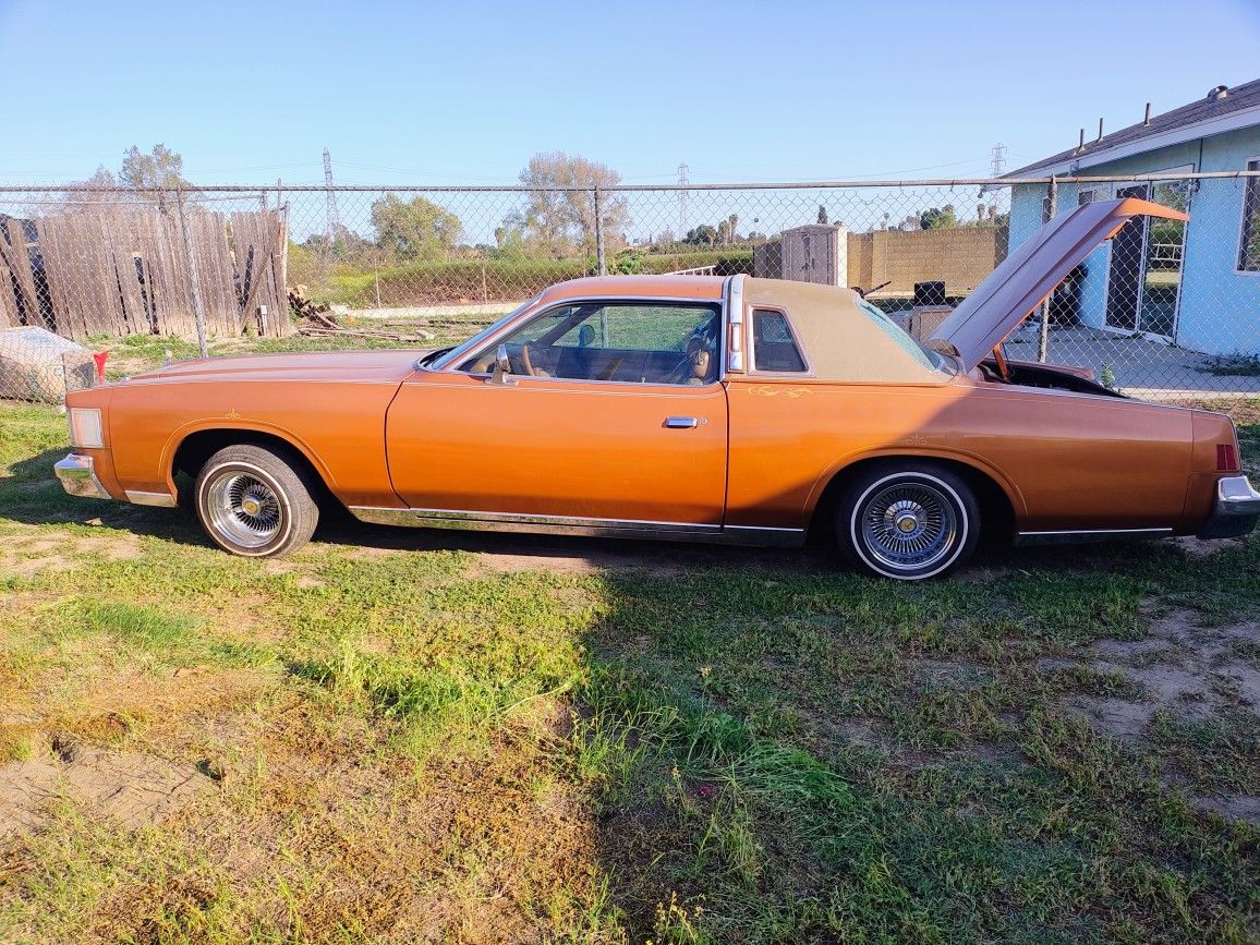 1978 Chrysler Cordova 2 Pumps 6 battery