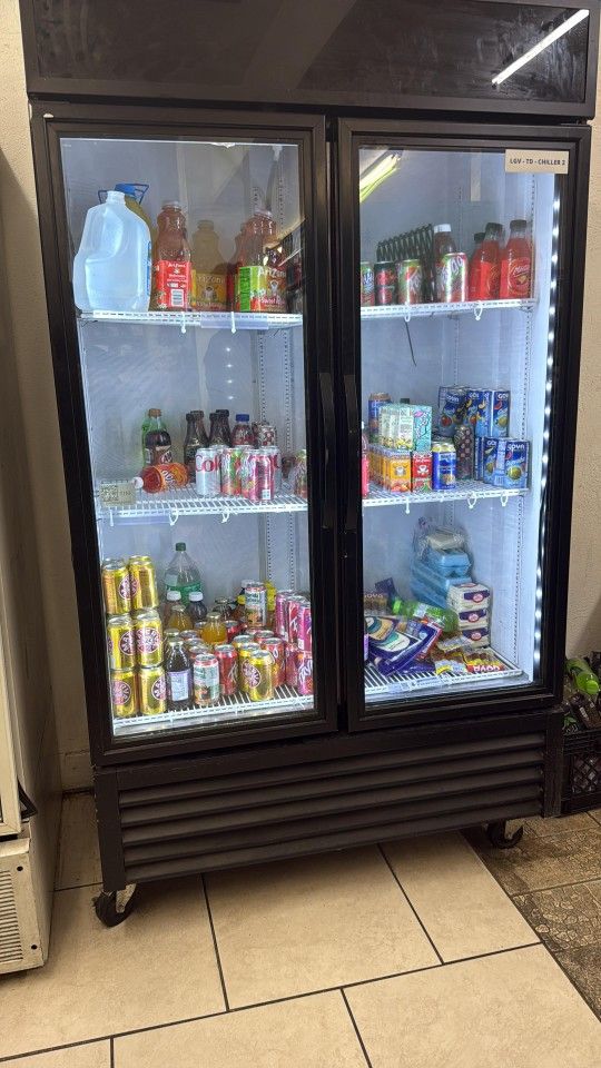 Cooler Double Door