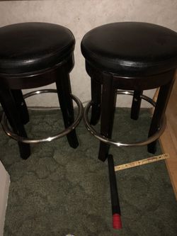 2 stools