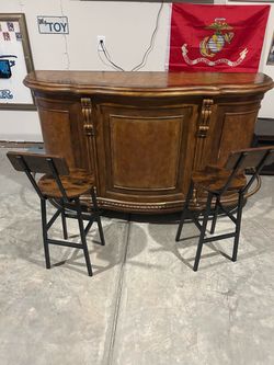 3 piece Bar and stools