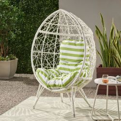 Teardrop Wicker Chair with Cushion
