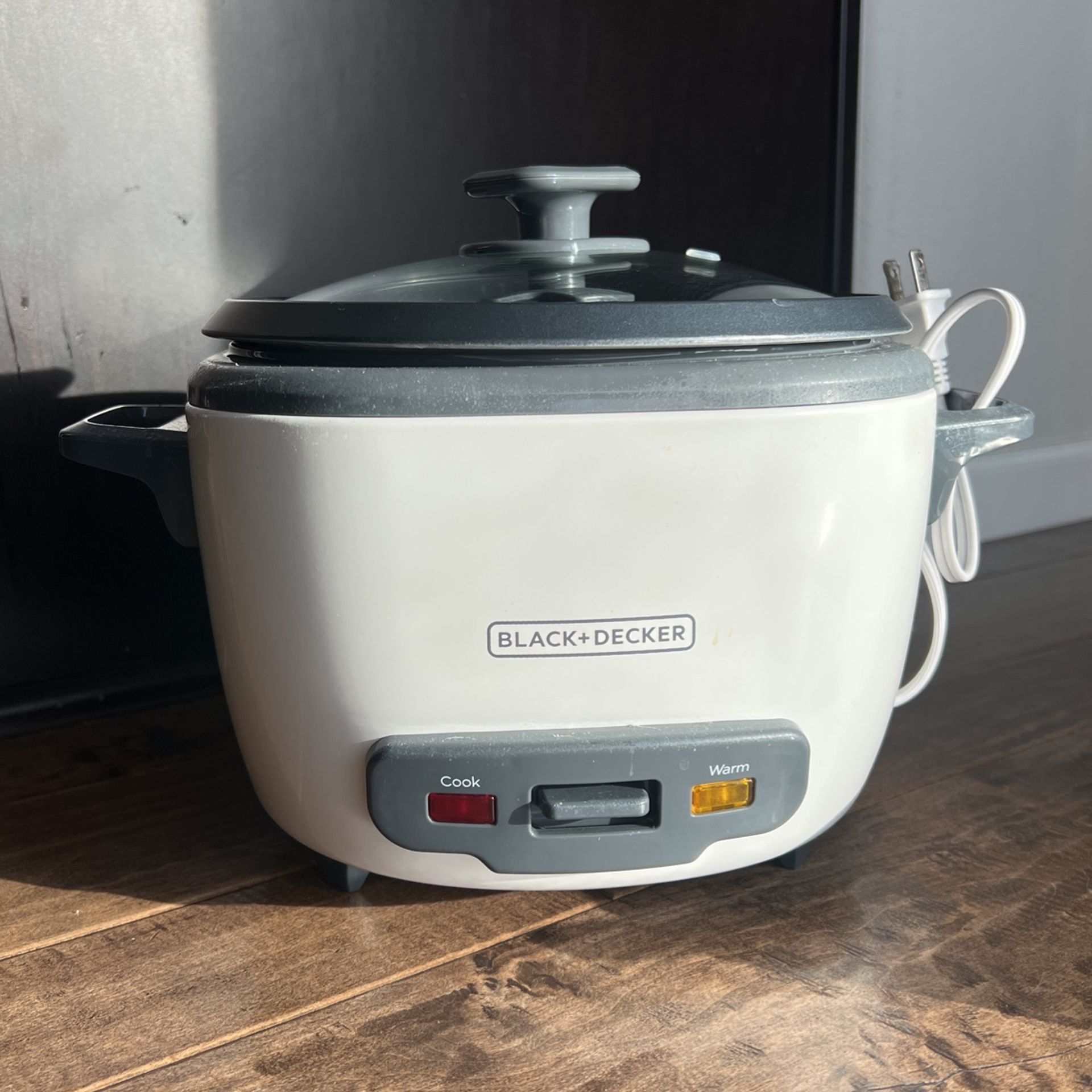 Black decker rice/Vegetable Cooker 16 Cups for Sale in Pompano Beach, FL -  OfferUp