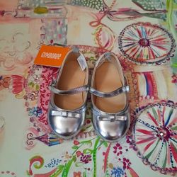 Gymboree Shoes size 7 New