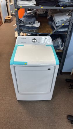 Samsung dryer electric brand new $399
