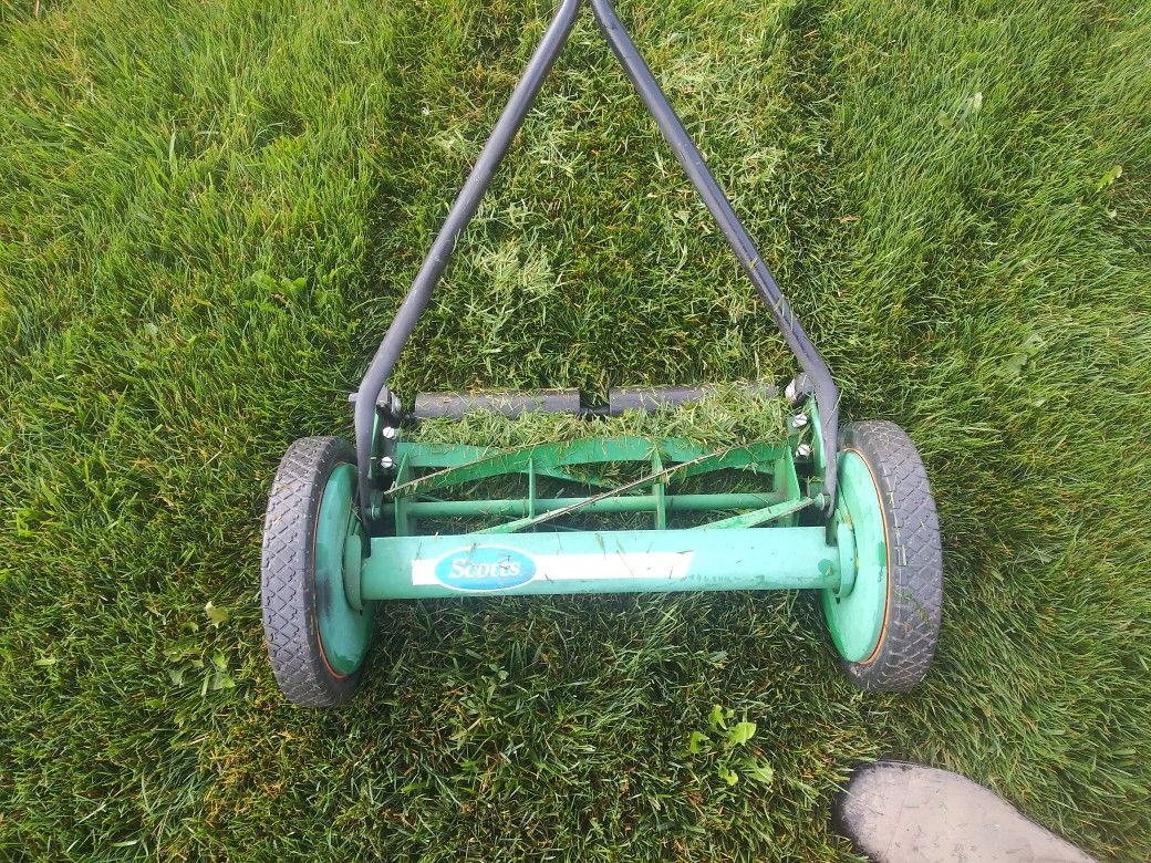 Scott's Reel Mower