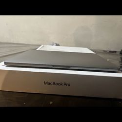 Apple MacBook Pro M1 Gray 