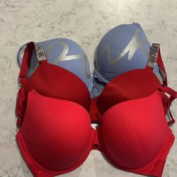 VS/ Pink Bras