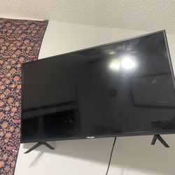 Tv 40” With Mount Included