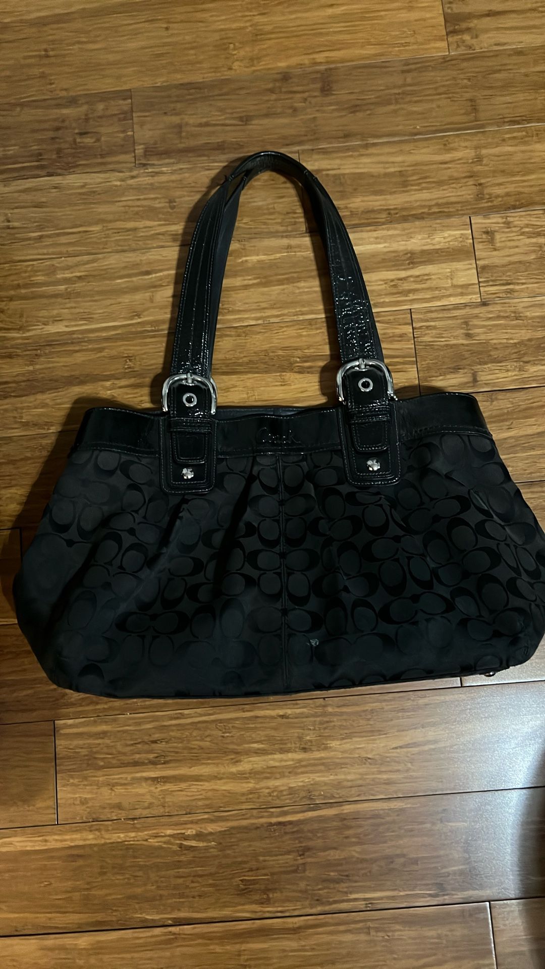 Black Coach Purse And Wristlet