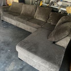 L Sectional 