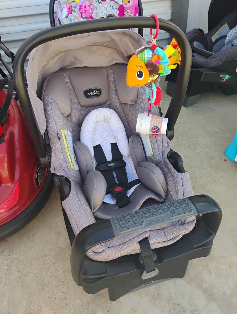 Evenflo Infant Seat with Base