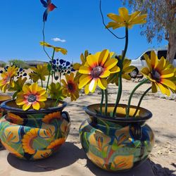 Metal Yard Art, Wind Spinners & POTTERY 🌴 🪷 