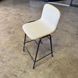 High quality bar stools (5 available)