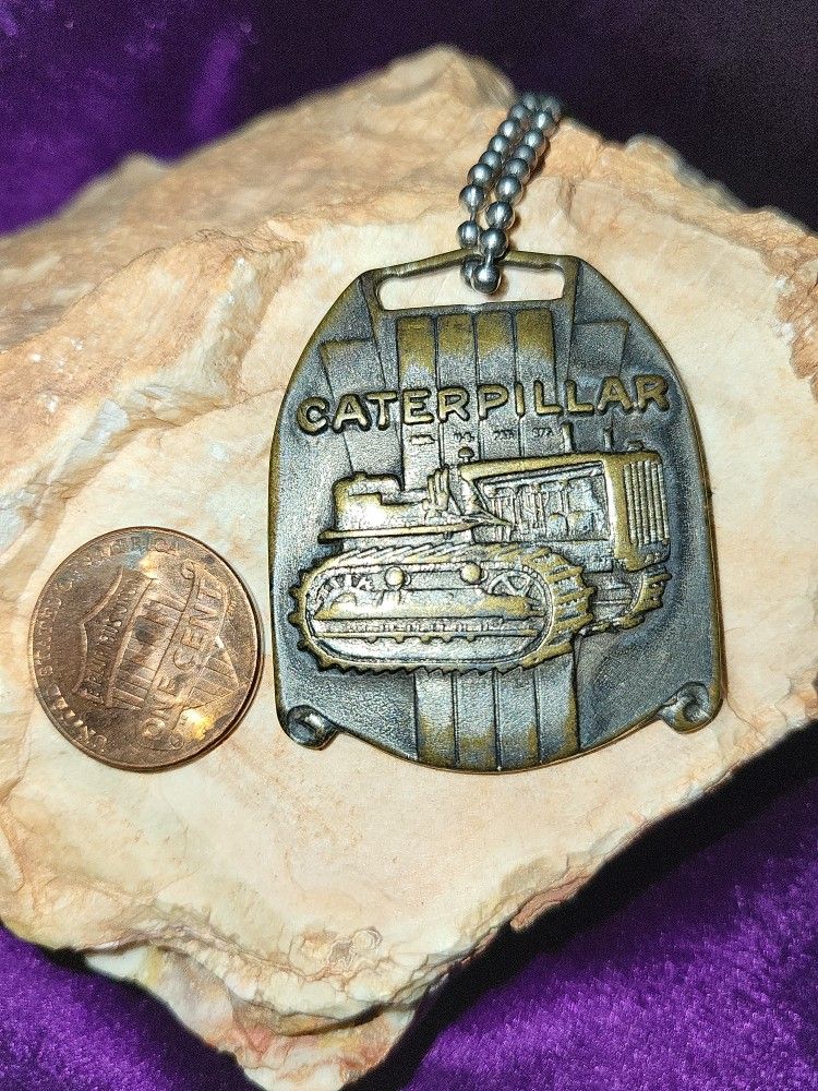 Caterpillar Charm/watch Fob