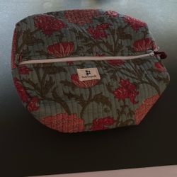 Women Makeup Bag 
