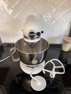 KitchenAid Stand Mixer Artisan Model 4.5qt